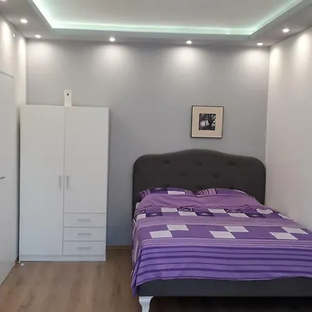 Apartman Jelena Apartman *